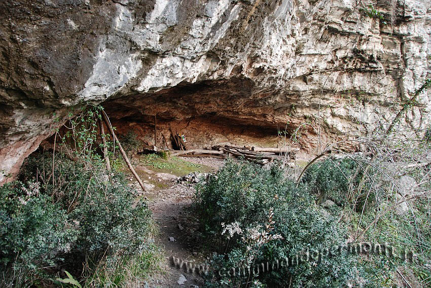 07 Grotta dei laghetti.JPG